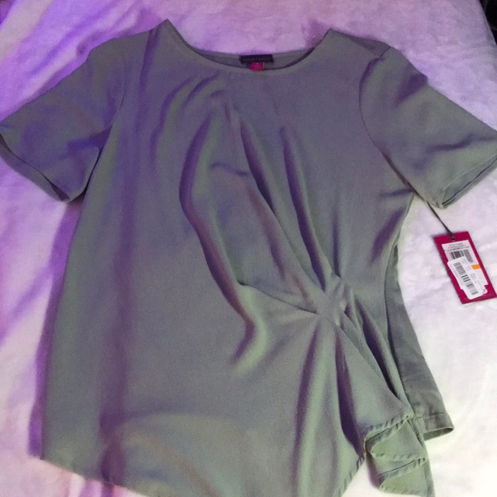 Vince Camuto women’s shirt